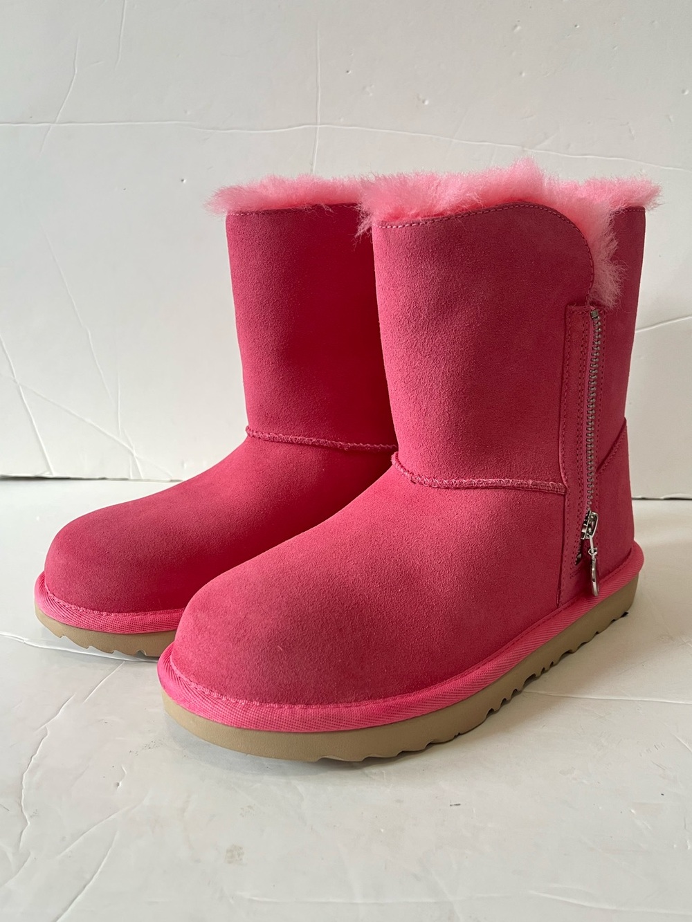 UGG Bailey Pink Rose Suede shearling Boots kids size 4 /EU36